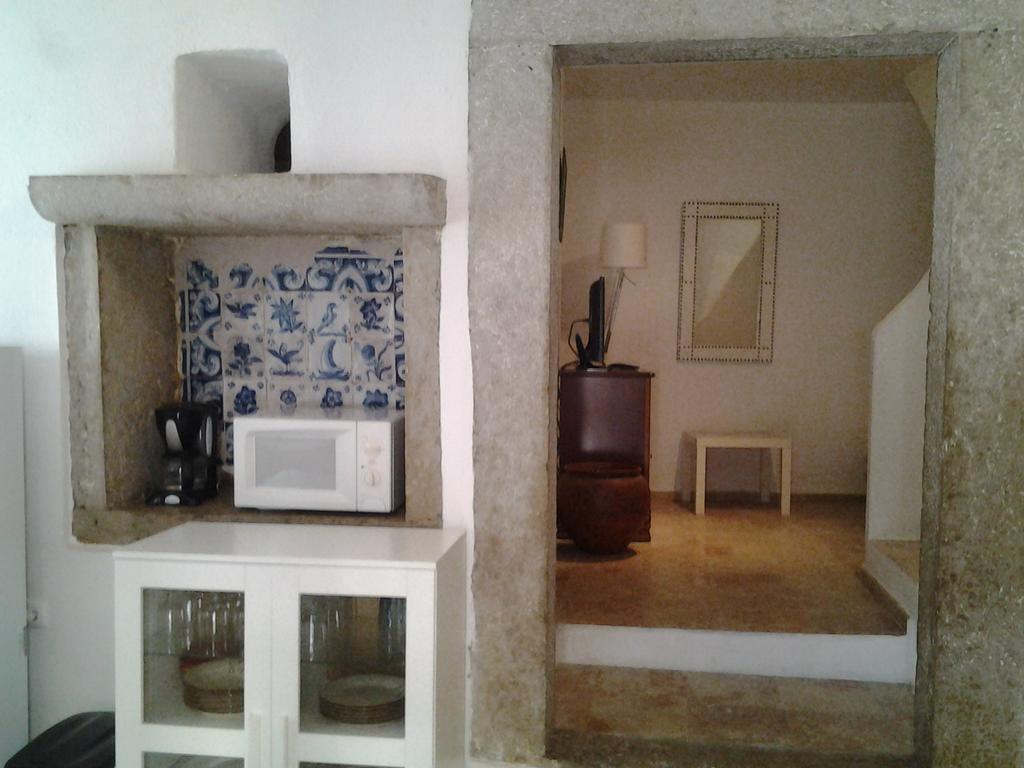 Typical Small House Near Lisbon Oeiras Exteriér fotografie